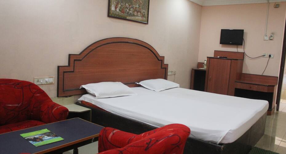 Hotel Arya Mahal, Bhubaneswar 4